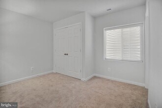 331 Tumblers Wy in Joppatowne, MD - Foto de edificio - Building Photo