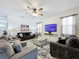 9024 Shadow Mountain St in Four Corners, FL - Building Photo