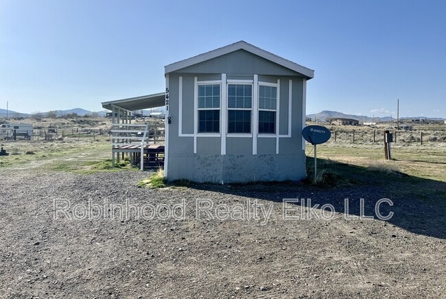 5421 Victory Blvd in Elko, NV - Building Photo - Building Photo