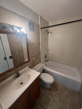 1043 S York Rd in Bensenville, IL - Building Photo - Building Photo
