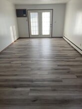 7386 Eisenhower Dr in Youngstown, OH - Building Photo - Building Photo