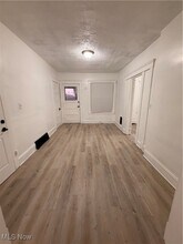 10512 Greenlawn Ave in Cleveland, OH - Building Photo - Building Photo