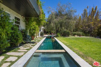 3220 Tahoe Pl in Los Angeles, CA - Building Photo - Building Photo