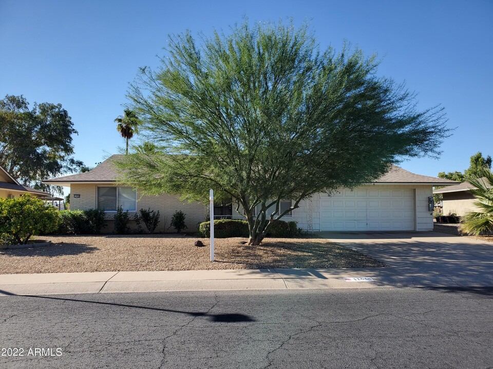 11638 N Rio Vista Dr in Sun City, AZ - Building Photo