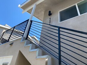 420 Heliotrope Ave-Unit -420 1/2 in Newport Beach, CA - Building Photo - Building Photo