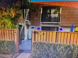 107 Buttonwood Ln in Boynton Beach, FL - Building Photo