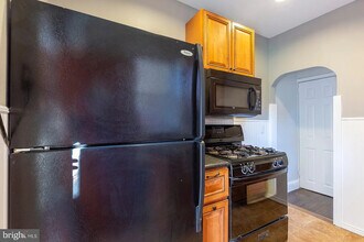 2016 N Howard St in Philadelphia, PA - Building Photo - Building Photo