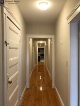 9 Upland Rd in Cambridge, MA - Building Photo - Building Photo