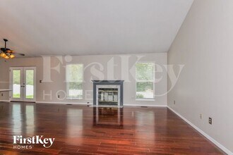 510 Old Dominion St in O'Fallon, MO - Building Photo - Building Photo