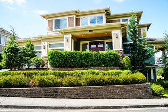 15357 NE 107th Way in Redmond, WA - Building Photo - Building Photo