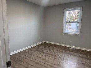 9448 Hospital Ave in Nassawadox, VA - Foto de edificio - Building Photo