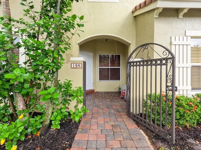 106 Monterey Bay Dr in Boynton Beach, FL - Foto de edificio - Building Photo