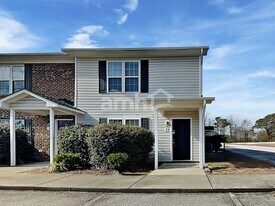 71 Wolf Creek Ln in Lillington, NC - Building Photo