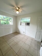 4951 SW 26th Ave in Fort Lauderdale, FL - Building Photo - Building Photo