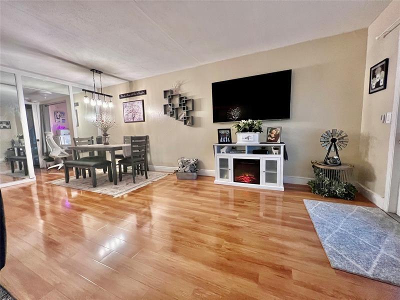 338 Oakridge N in Deerfield Beach, FL - Building Photo
