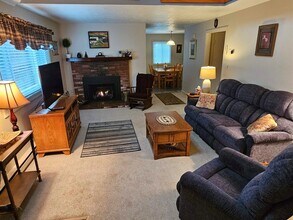 9 Jefferson Dr, Unit 53 in Woodstock, NH - Building Photo - Building Photo