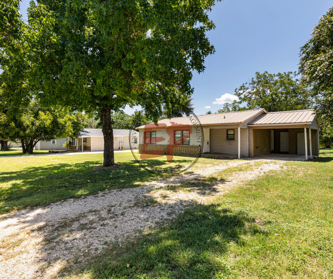 1211 S Old Robinson Rd in Robinson, TX - Building Photo - Building Photo
