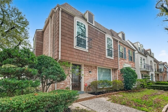 property at 500 N Post Oak Ln