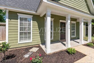 3816 Isabel Way W in Mobile, AL - Building Photo - Building Photo