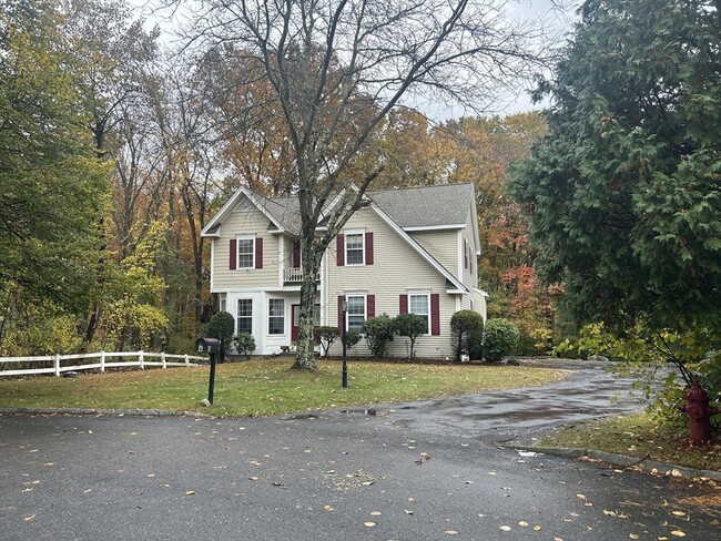 property at 6 Candlewood Ln