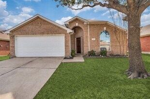 1918 Caddo St in Little Elm, TX - Building Photo