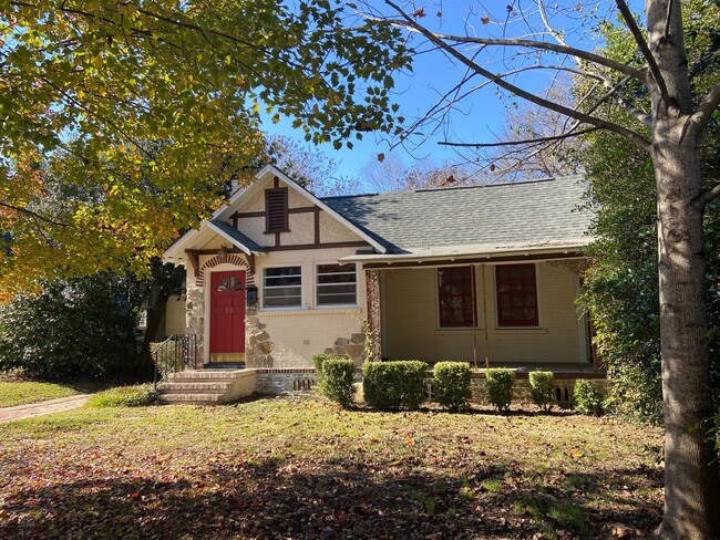 property at 1221 Owsley Ave