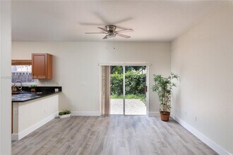 12722 SW 49th Ct in Miramar, FL - Building Photo - Building Photo