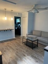 815 W Pensacola St in Tallahassee, FL - Building Photo