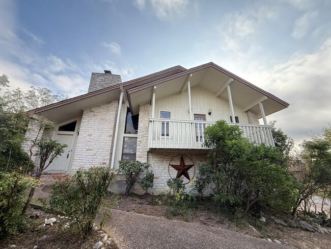 property at 203 Blue Ridge Trail