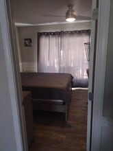 2092 River Rd, Unit 5 in Ellenwood, GA - Foto de edificio - Building Photo