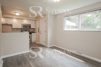 428 Springdale Dr in Pittsburgh, PA - Building Photo - Building Photo