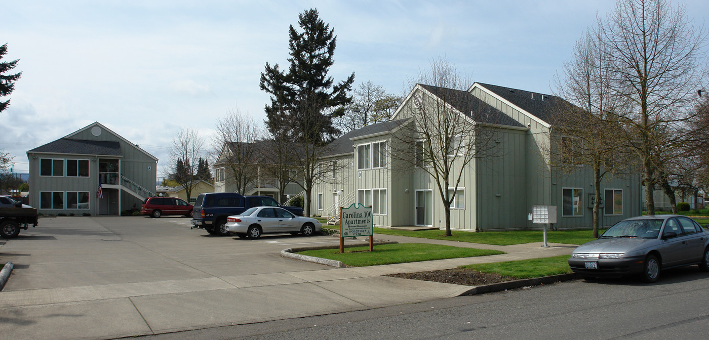 Carolina 100 Apartments in Lebanon, OR - Building Photo