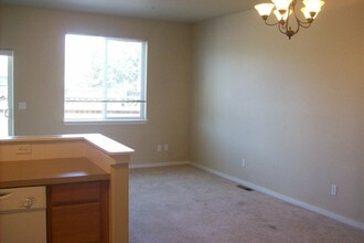 61325 Sally Ln in Bend, OR - Building Photo - Building Photo