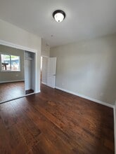 645 E Central Ave in Santa Ana, CA - Building Photo - Building Photo
