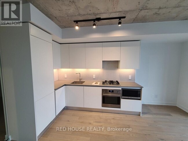 property at 2720 Dundas St W