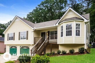 1056 Whistle Dr in Austell, GA - Foto de edificio - Building Photo
