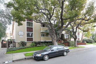 3344 S. Canfield Ave in Los Angeles, CA - Building Photo - Building Photo