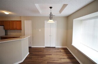 2018 Garden Crest Ln in Dallas, TX - Foto de edificio - Building Photo