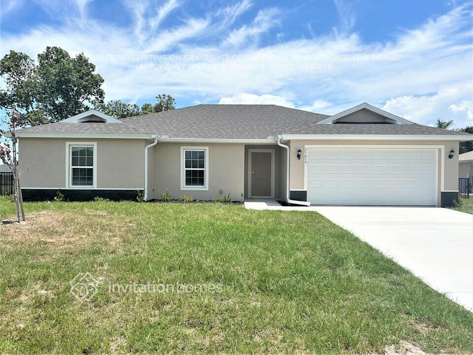 25074 Esmeralda Ct in Punta Gorda, FL - Building Photo