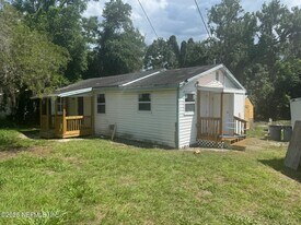 3015 Druid St in Palatka, FL - Building Photo