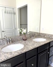 5365 S Center Dr in Greenbelt, MD - Building Photo - Building Photo