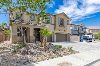 145 Staplehurst Ave in Henderson, NV - Building Photo - Building Photo