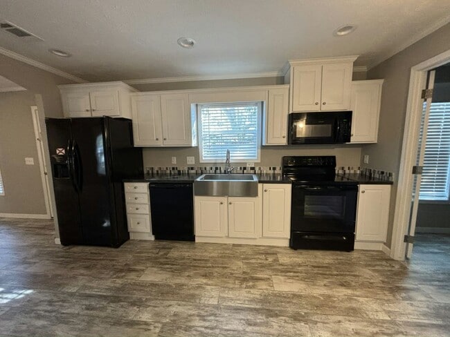 16 Glen Cove Ct in Daytona Beach, FL - Building Photo - Building Photo