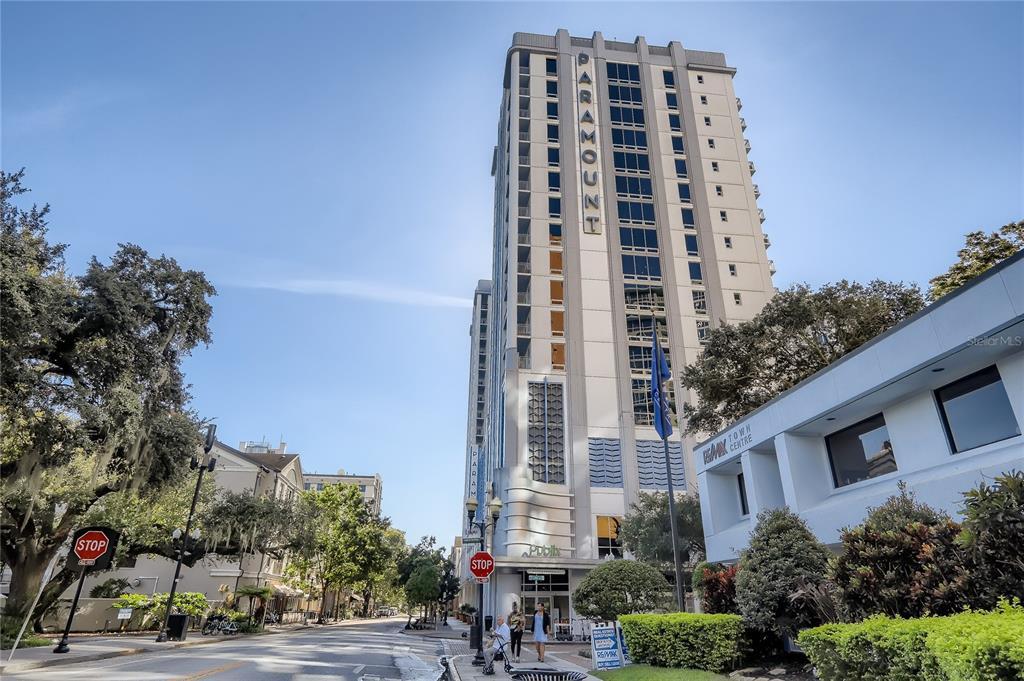 415 E Pine St in Orlando, FL - Foto de edificio