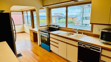 103 Aloha St in Seattle, WA - Building Photo - Building Photo