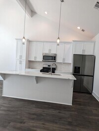 113 Highland Park Ln