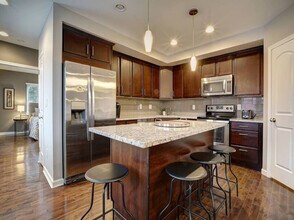 2201 Reading Rd in Cincinnati, OH - Building Photo - Building Photo