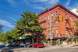 43 Underhill Avenue in Brooklyn, NY - Building Photo - Primary Photo