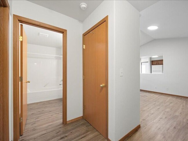 6405 Chapel Hill Blvd in Pasco, WA - Building Photo - Building Photo