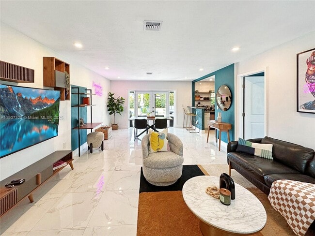 1424 NE 118th St in Miami, FL - Building Photo - Building Photo